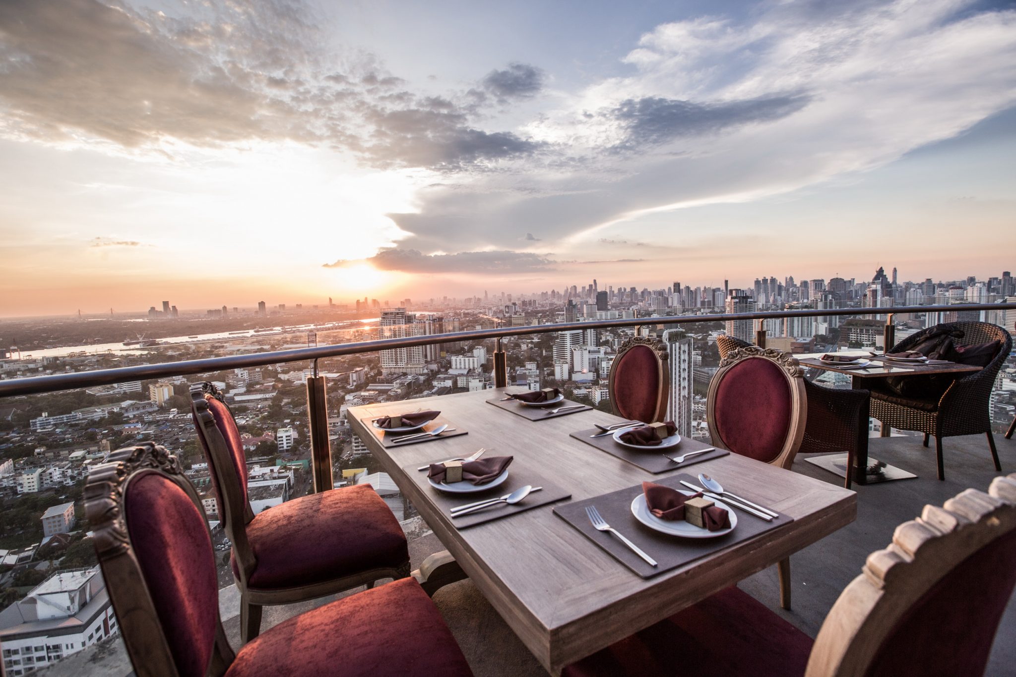 Cielo Sky Bar Restaurant 360 Bangkok Skyline Restaurant